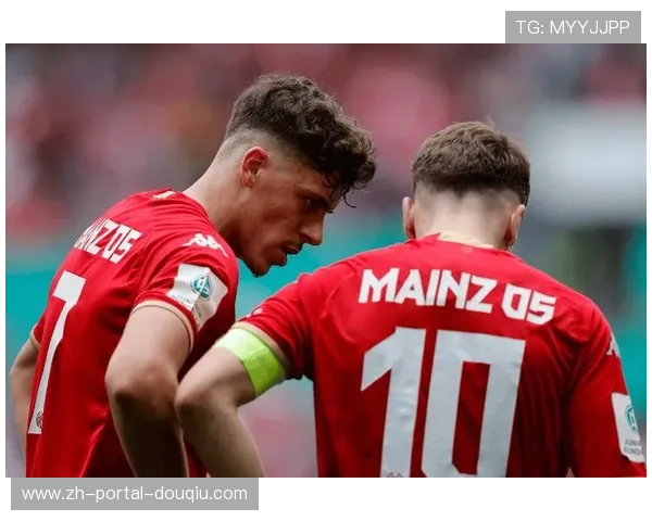 美因茨2-2拜仁,波图尔斯基头球扳平 美因茨2-2拜仁,波图尔斯基头球扳平