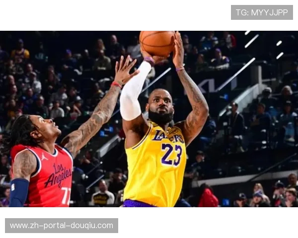 詹姆斯总助攻超保罗，成得分助攻双料历史第二