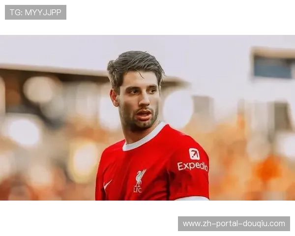 索博斯洛伊点球中框，利物浦错失领先良机