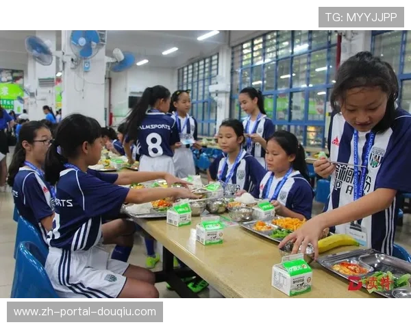 英超俱乐部联合学校推广足球课程，惠及万名学生